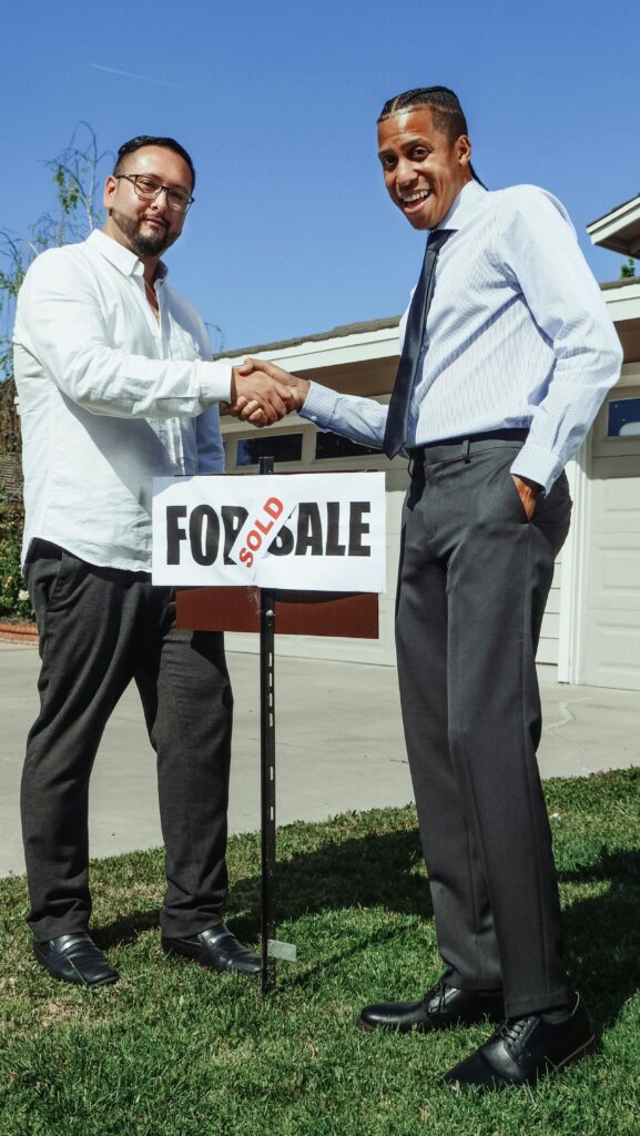 Virtual assistant making cold calls for real estate lead generation